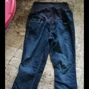 Maternity jeans size 8